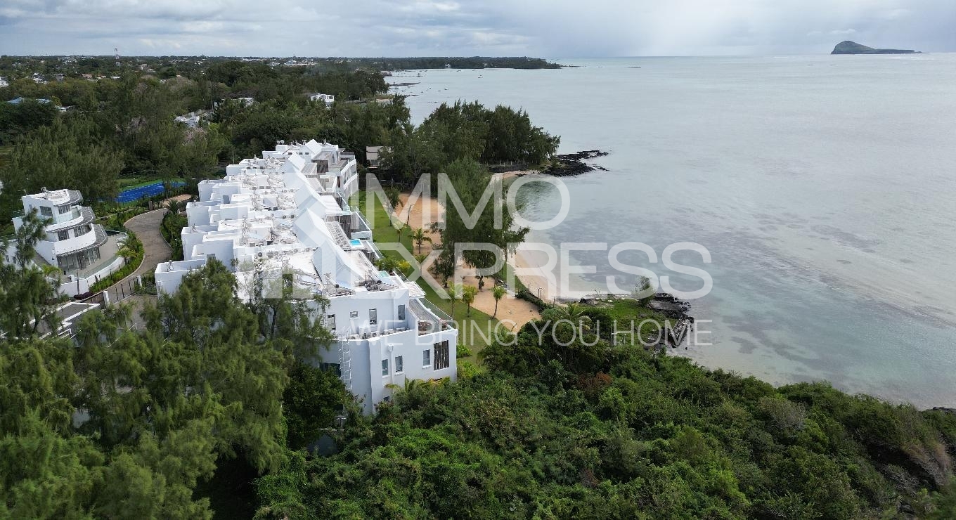Beachfront Bliss: Your Perfect Weekend Getaway!