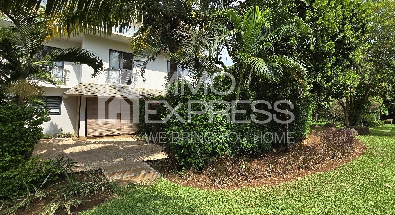 Recently Renovated Townhouse in Azuri