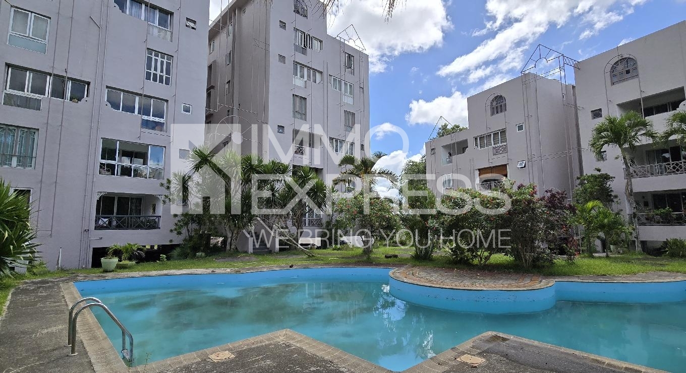 Apartment Offering Unbeatable Convenience