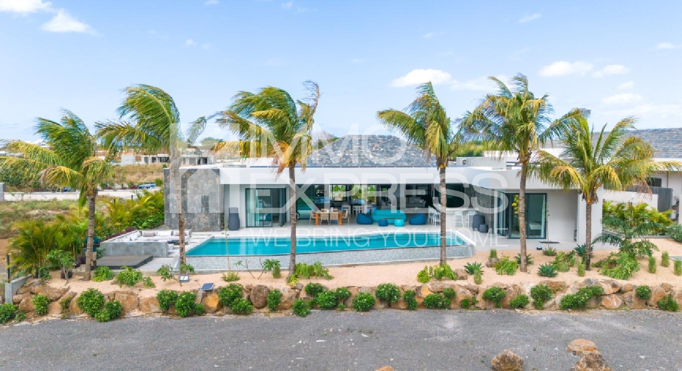 Villa exceptionnelle avec vue sur les greens du golf de Mont Choisy